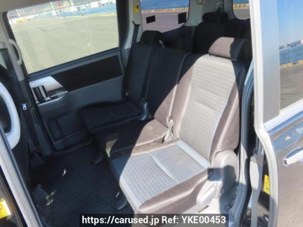 Used 2009 AT toyota voxy ZRR70W Image[20]