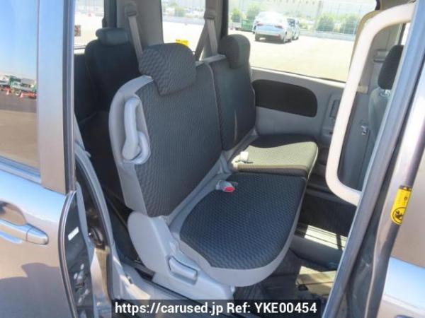 Used 2010 AT toyota sienta NCP81G Image[18]
