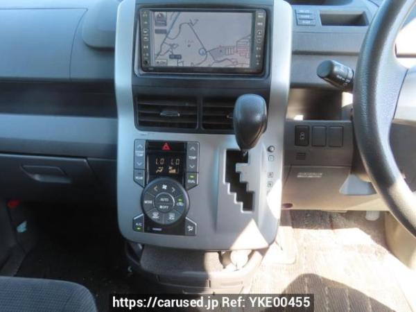 Used 2008 AT toyota voxy ZRR70G Image[28]
