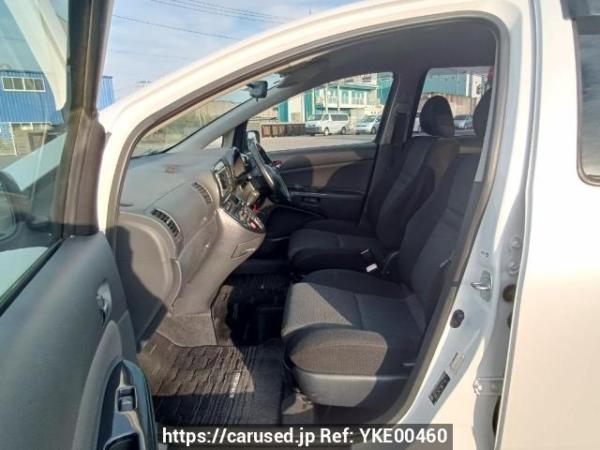 Used 2004 AT toyota wish ZNE14G Image[13]