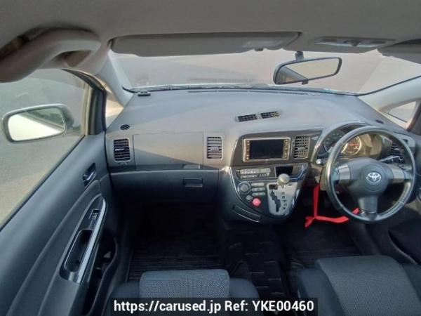Used 2004 AT toyota wish ZNE14G Image[18]