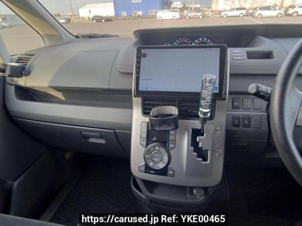 Used 2008 AT toyota noah ZRR70G Image[19]