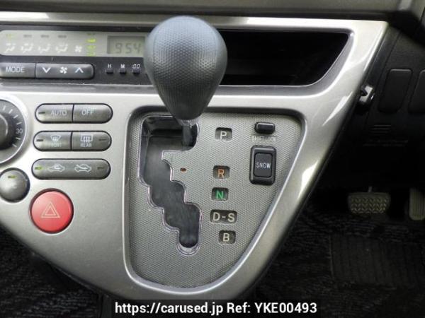 Used 2003 AT toyota wish ANE10G Image[23]