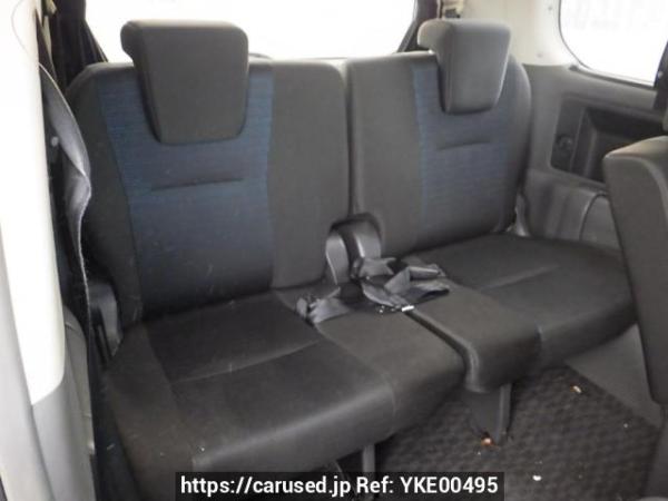 Used 2010 AT toyota voxy ZRR70W Image[20]