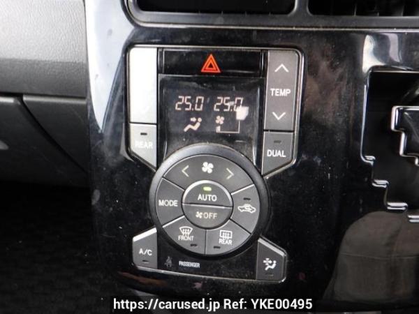 Used 2010 AT toyota voxy ZRR70W Image[29]