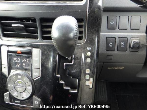 Used 2010 AT toyota voxy ZRR70W Image[30]