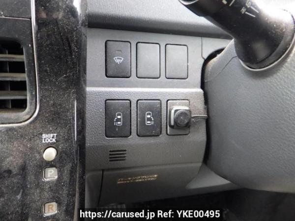 Used 2010 AT toyota voxy ZRR70W Image[31]