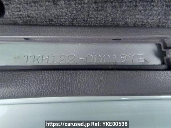 Used 2004 AT toyota hiace-van TRH122K Image[11]
