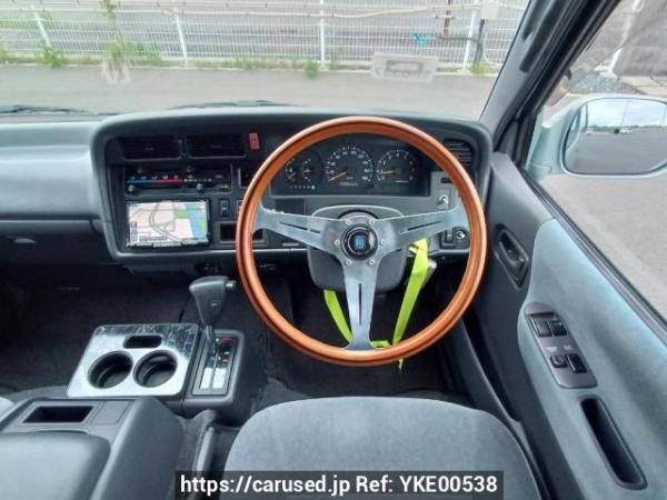 Used 2004 AT toyota hiace-van TRH122K Image[19]
