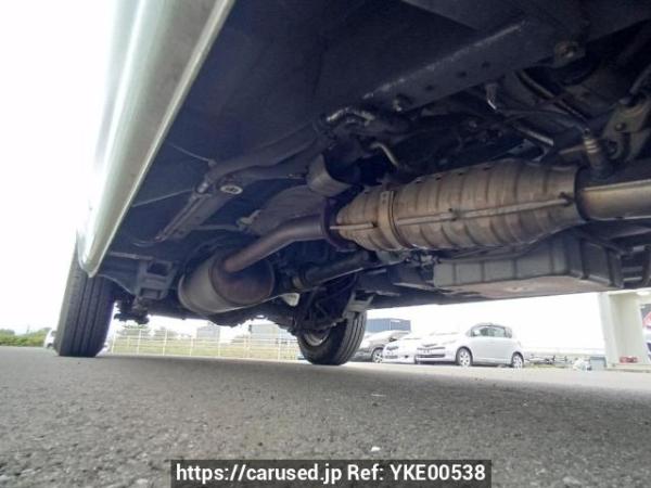 Used 2004 AT toyota hiace-van TRH122K Image[33]