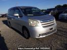 Toyota Noah ZRR70G