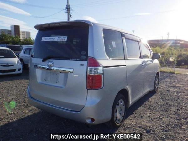 Used 2007 AT toyota noah ZRR70G Image[6]