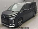 Toyota Voxy ZWR90W