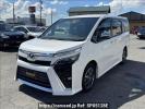 Toyota Voxy ZRR80W