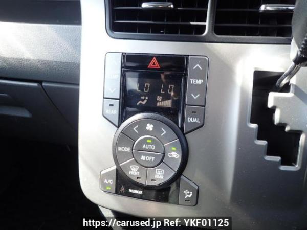 Used 2007 AT toyota noah ZRR75W Image[22]