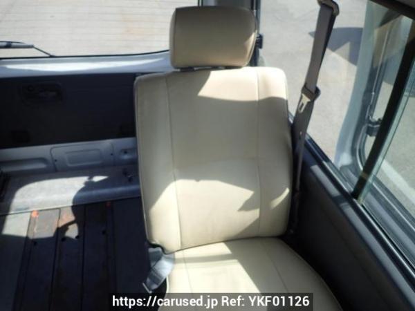 Used 2003 AT nissan caravan-van DWMGE25 Image[16]