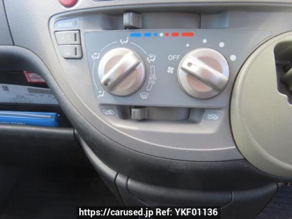 Used 2005 AT toyota sienta NCP81G Image[29]