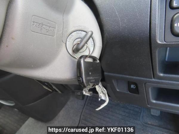 Used 2005 AT toyota sienta NCP81G Image[33]
