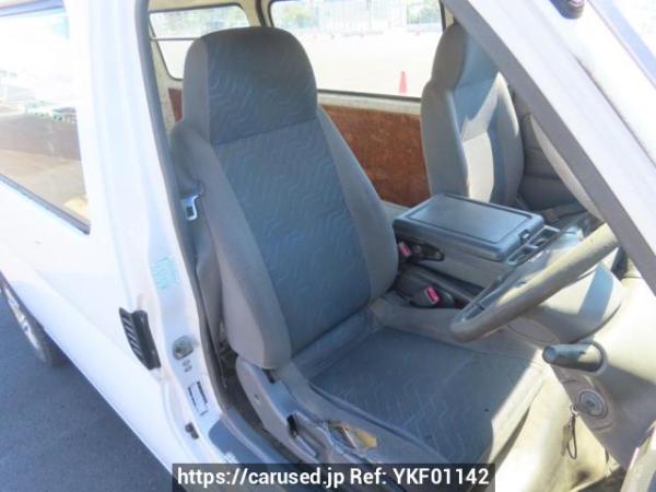 Used 2004 AT nissan caravan-van VPE25 Image[16]