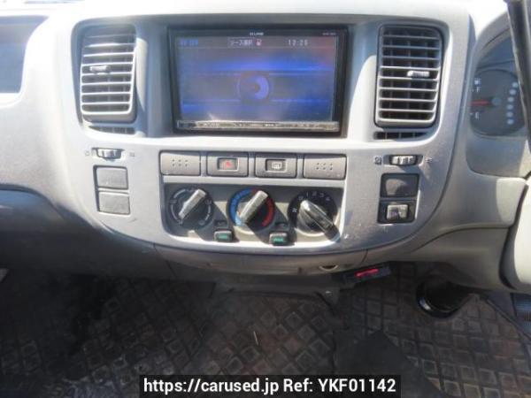Used 2004 AT nissan caravan-van VPE25 Image[25]