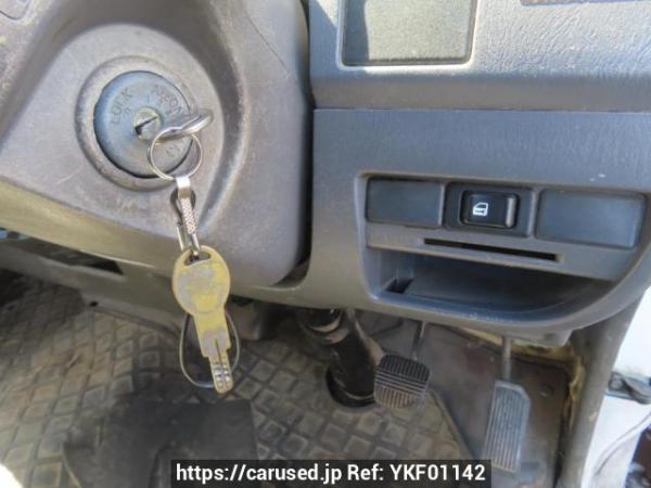 Used 2004 AT nissan caravan-van VPE25 Image[31]