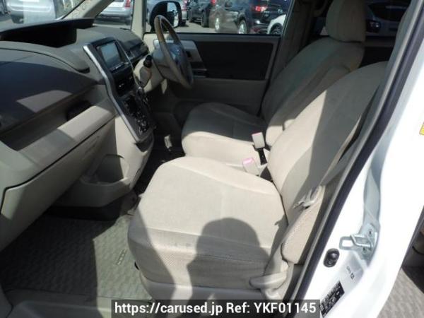 Used 2009 AT toyota noah ZRR75W Image[12]