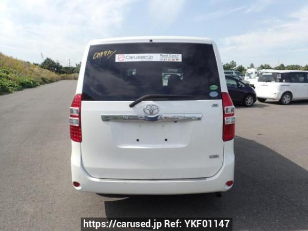 Used 2012 AT toyota noah ZRR70G Image[5]
