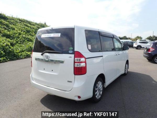 Used 2012 AT toyota noah ZRR70G Image[6]
