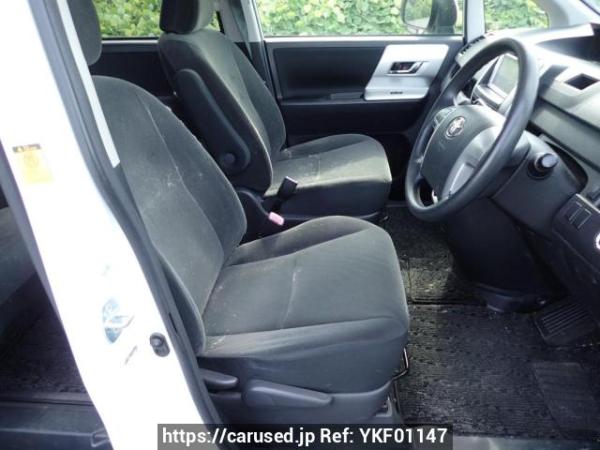Used 2012 AT toyota noah ZRR70G Image[11]