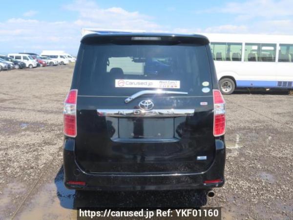 Used 2007 AT toyota noah ZRR70W Image[5]