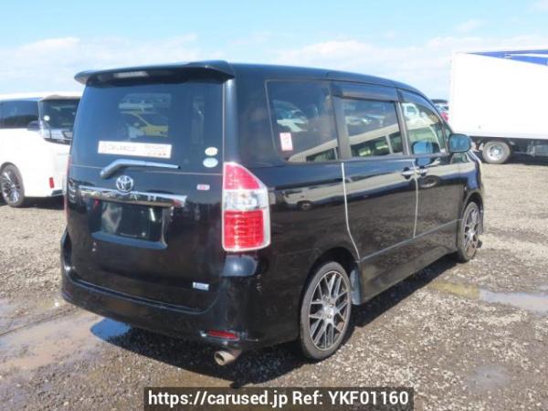 Used 2007 AT toyota noah ZRR70W Image[6]