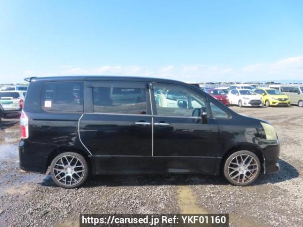 Used 2007 AT toyota noah ZRR70W Image[7]