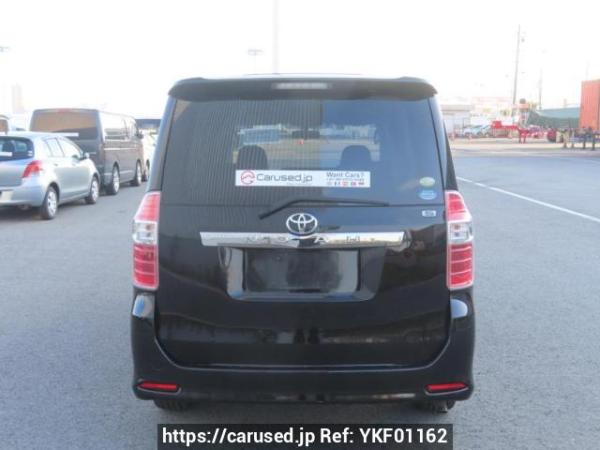 Used 2007 AT toyota noah ZRR70W Image[5]