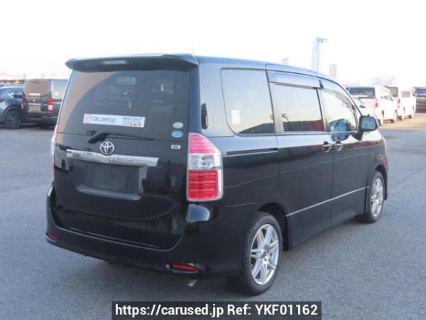 Used 2007 AT toyota noah ZRR70W Image[6]