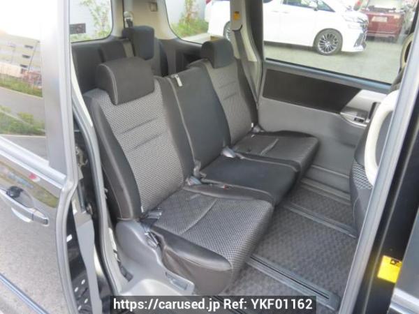 Used 2007 AT toyota noah ZRR70W Image[18]