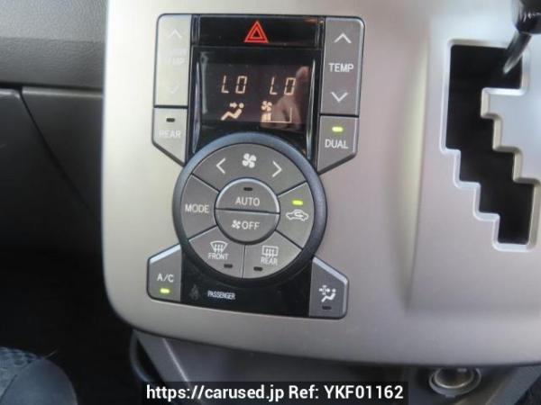 Used 2007 AT toyota noah ZRR70W Image[31]
