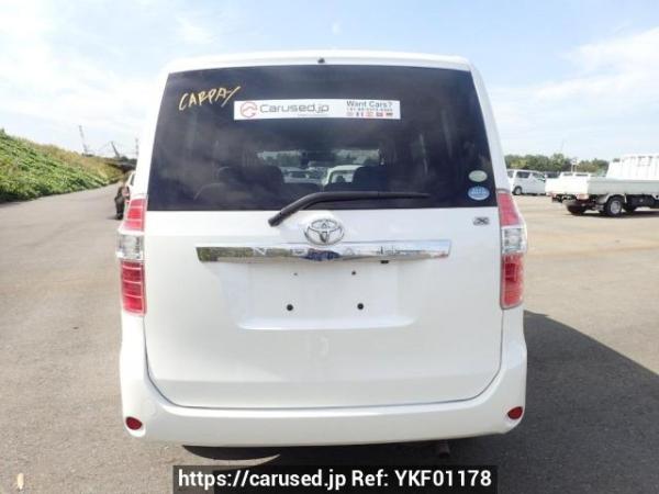 Used 2007 AT toyota noah ZRR75G Image[5]