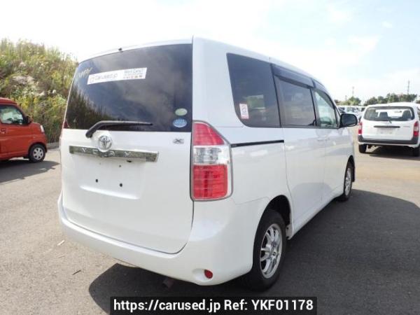 Used 2007 AT toyota noah ZRR75G Image[6]