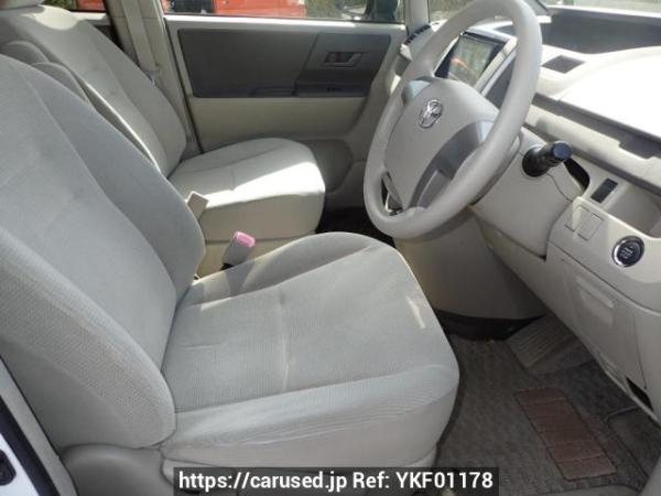 Used 2007 AT toyota noah ZRR75G Image[11]