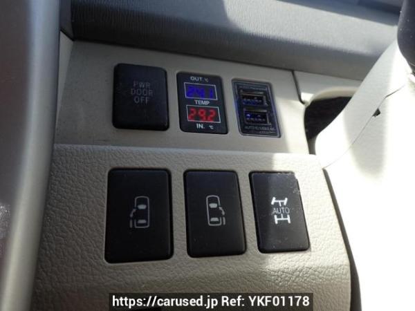 Used 2007 AT toyota noah ZRR75G Image[26]