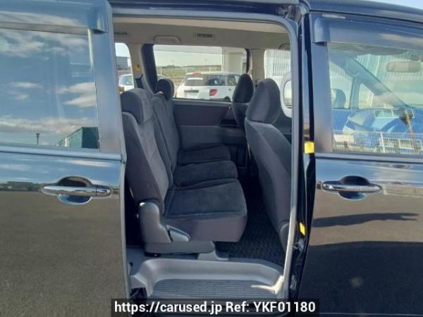 Used 2010 AT toyota noah ZRR75G Image[14]