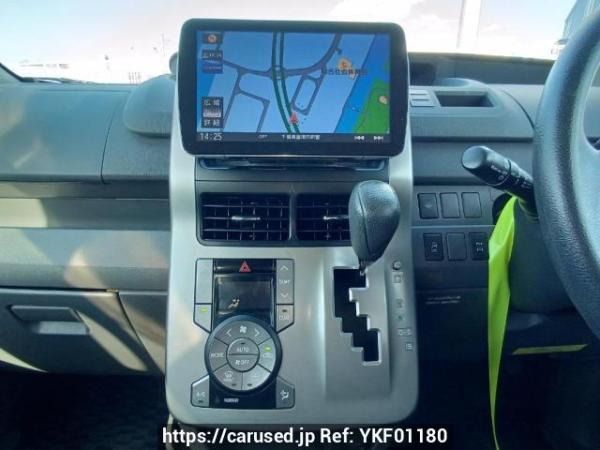 Used 2010 AT toyota noah ZRR75G Image[19]