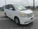 Toyota Noah ZRR70G