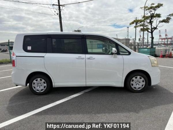 Used 2009 AT toyota noah ZRR70G Image[7]