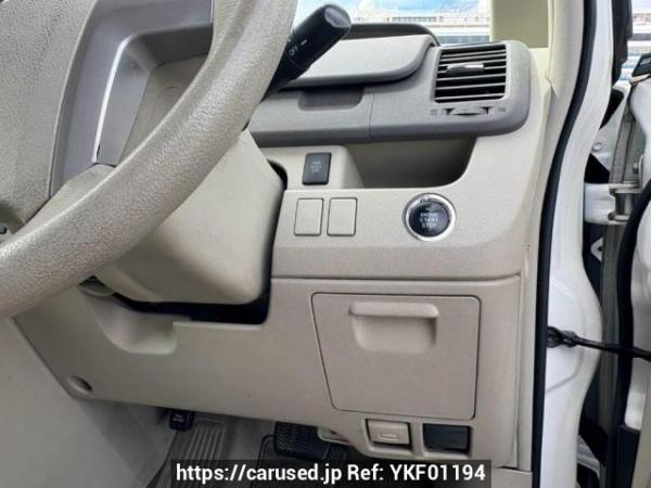 Used 2009 AT toyota noah ZRR70G Image[29]