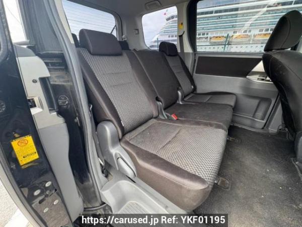 Used 2009 AT toyota noah ZRR70W Image[14]
