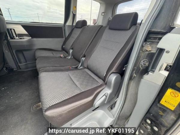Used 2009 AT toyota noah ZRR70W Image[15]