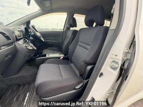 Used 2003 AT toyota wish ZNE10G Image[13]