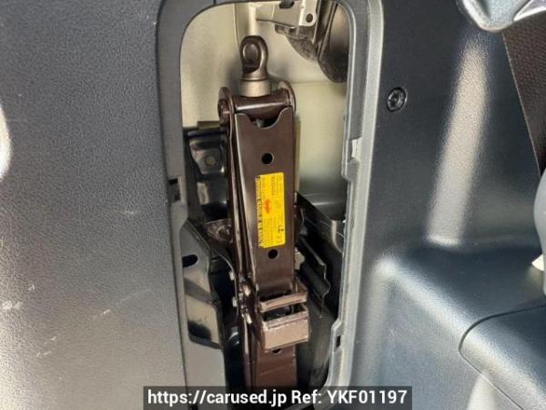 Used 2010 AT toyota noah ZRR70W Image[46]