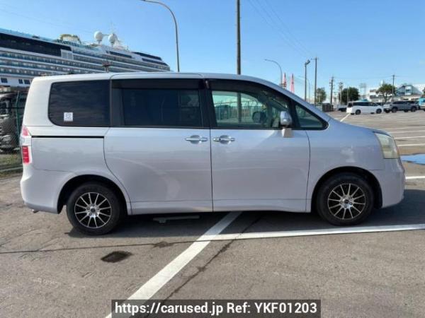 Used 2009 AT toyota noah ZRR70G Image[7]
